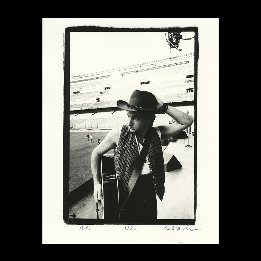 U2