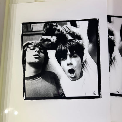 THE STONE ROSES