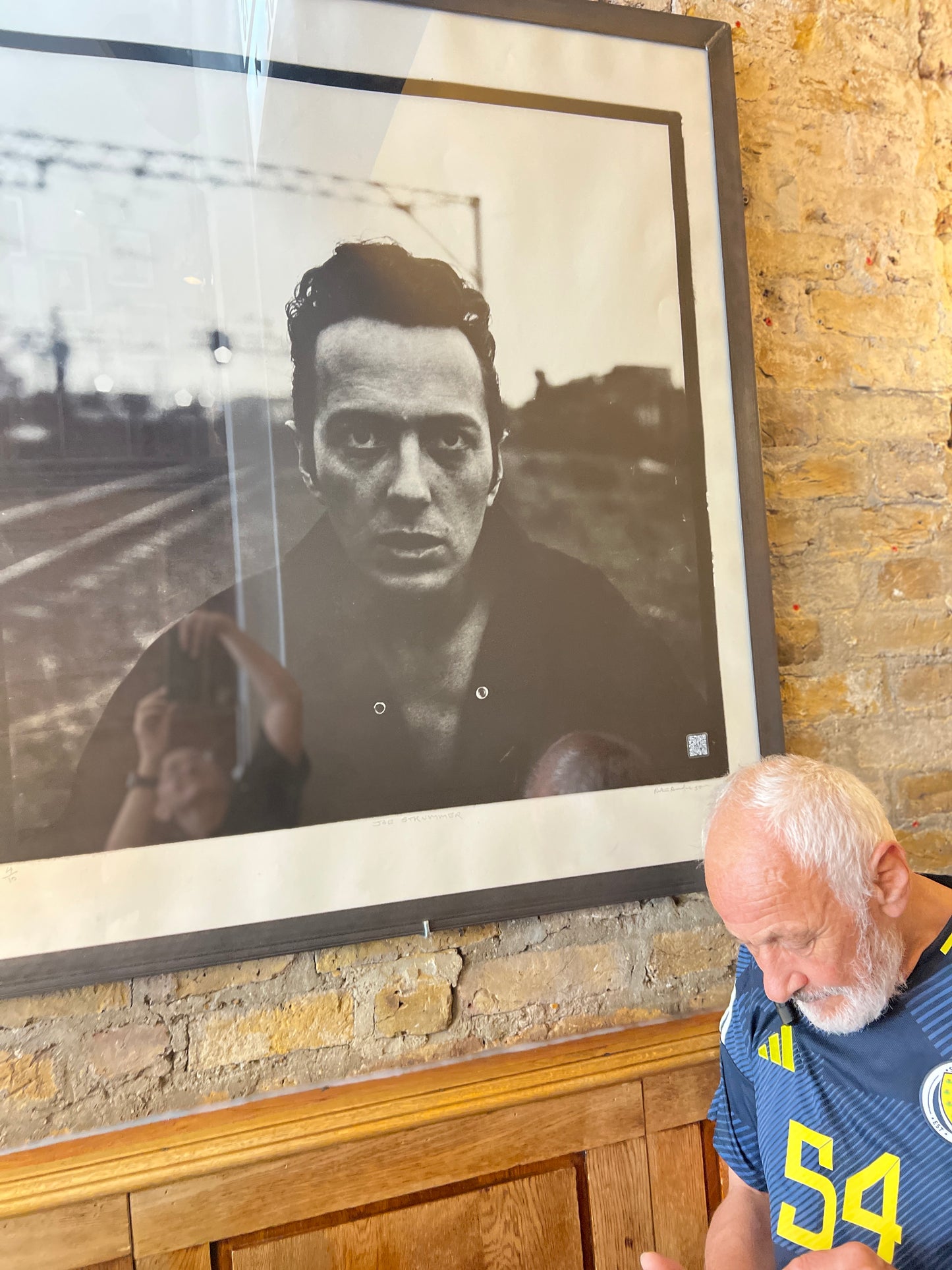 JOE STRUMMER — Huge Framed Fibre Print